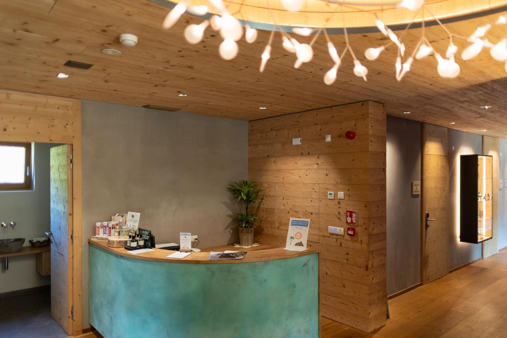 סאן קאסיאנו Hotel Gran Paradiso מראה חיצוני תמונה